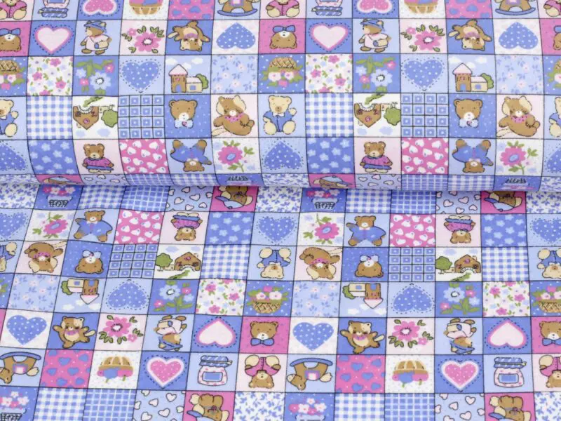 Flanelová látka medvídci patchwork metráž značky Škodák.