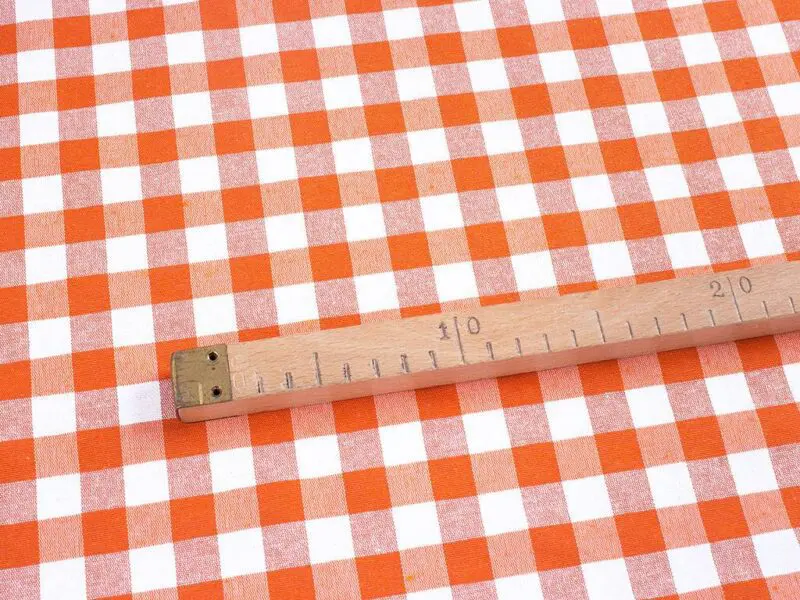 Kanafas Menorca oranžové káro metráž značky Škodák.