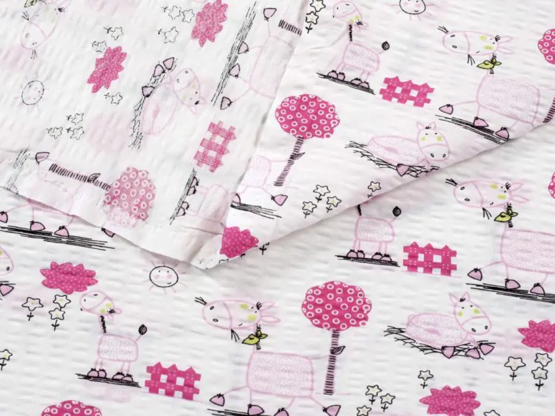 Krepová látka donkey pink metráž značky Škodák.