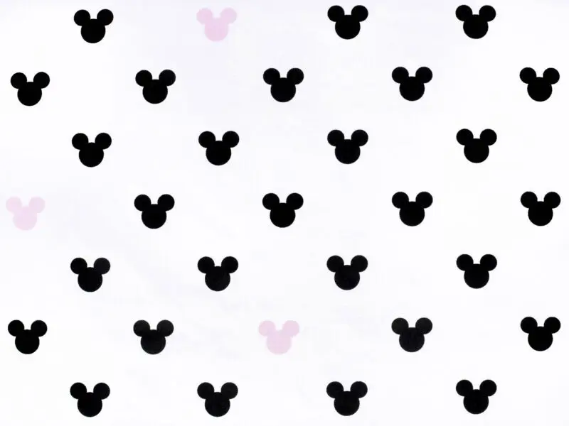Bavlněná látka mickey mouse na světle růžové metráž značky Škodák.