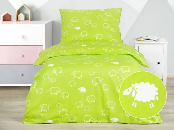 Bavlněné povlečení bílé ovečky na pistáciové značky Škodák