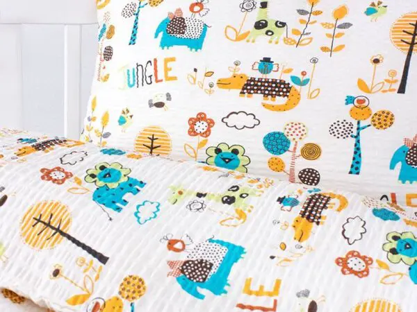 Krepové povlečení oranžová jungle značky Škodák