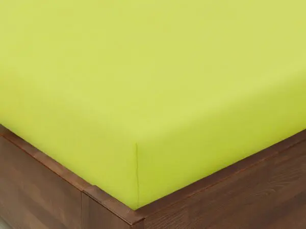 Bavlněné napínací prostěradlo pistáciové značky Škodák
