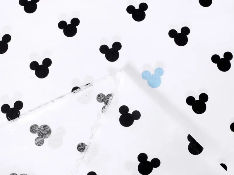 Bavlněná látka Mickey mouse tyrkys metráž značky Škodák
