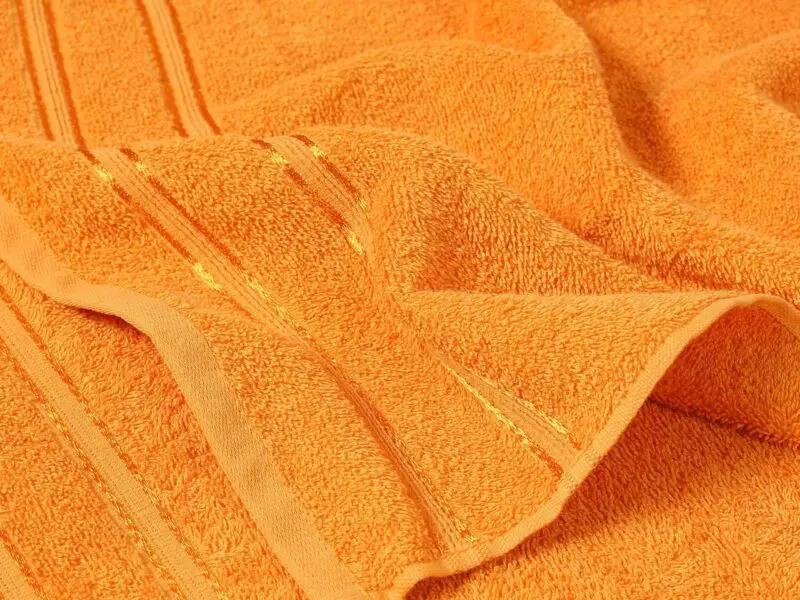 Froté ručník / osuška hnědo-oranžová - s dvojitým pruhem značky Škodák.