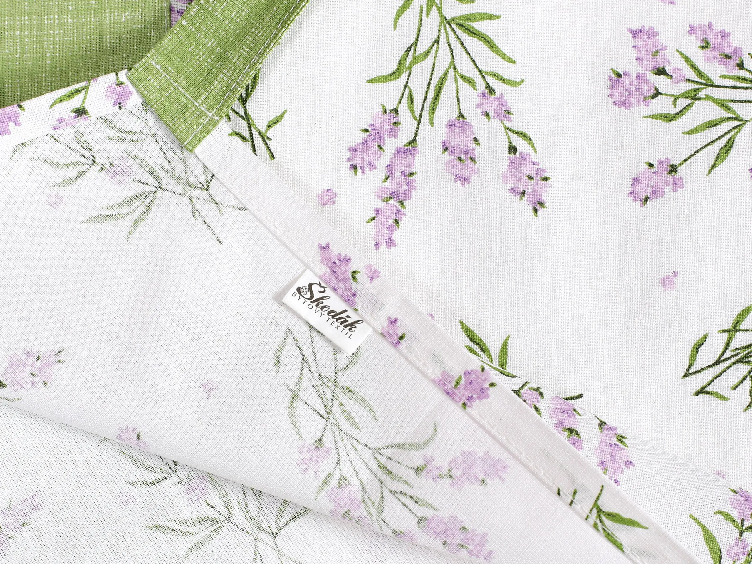 Zástěra Simona levandule-zelená značky Škodák