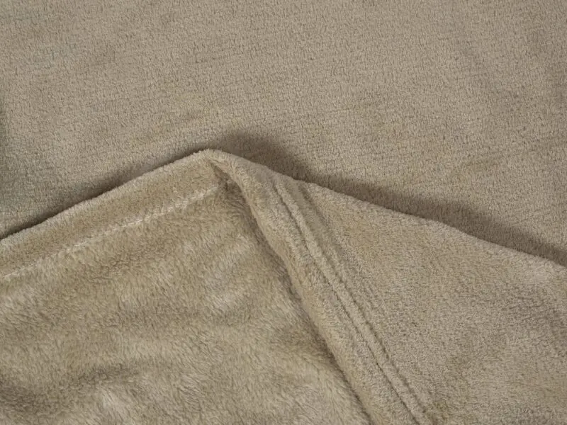 Deka Mikro LUX béžová 200x230 cm značky Škodák.