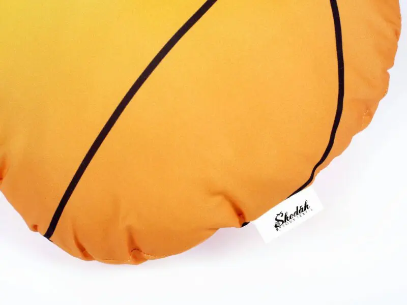 Dětský 3D polštářek basketbalový míč značky Škodák