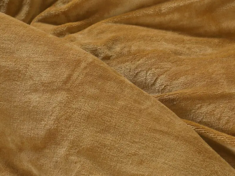 Mikroplyšové povlečení skořicová značky Škodák
