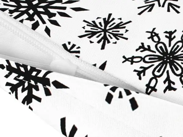 Bavlněný povlak na polštář černé vločky na bílé značky Škodák