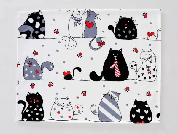 Bavlněné prostírání zamilované kočky značky Škodák