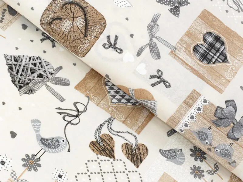 LONETA se vzorem béžová srdíčka patchwork značky Škodák