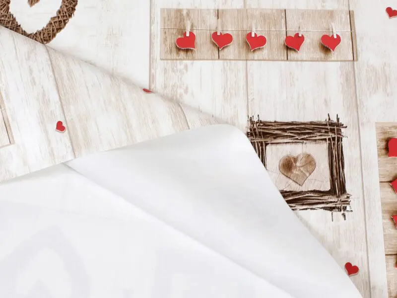 PVC ubrusovina hnědý patchwork značky Škodák.