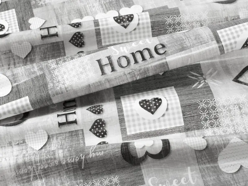 PVC ubrusovina šedý patchwork značky Škodák.