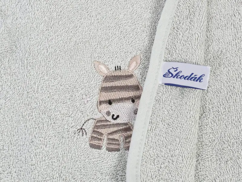 Bryndák pro děti froté zebra LILI šedý značky Škodák