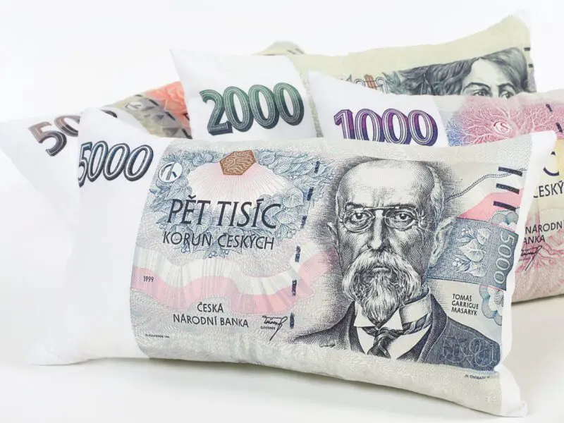 Polštář 3D bankovka 5000 Kč značky Škodák
