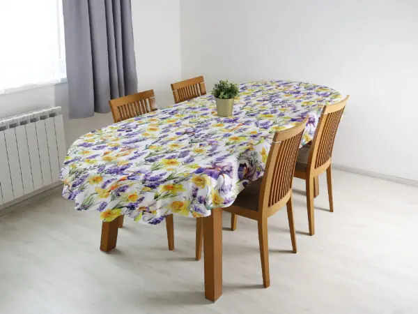 Oválný ubrus Loneta narcis a kosatec značky Škodák
