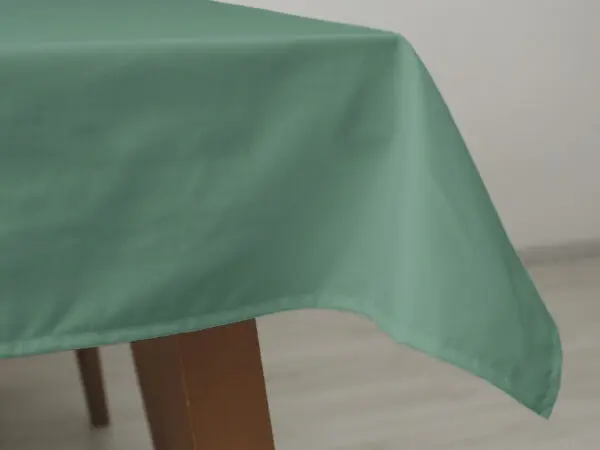 Hranatý ubrus bavlněný zelený ARO značky Škodák