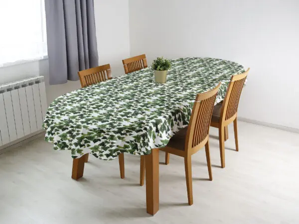 Oválný ubrus Loneta břečťan značky Škodák