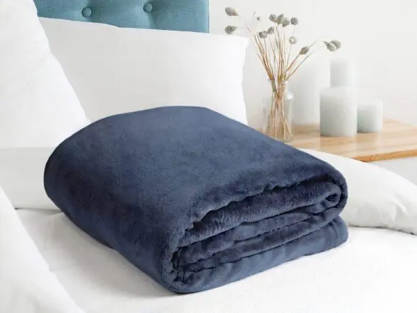 Deka Mikroflanel tmavě modrá značky Škodák
