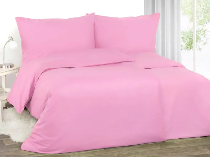 Hotelové povlečení Domestic růžové značky Škodák.