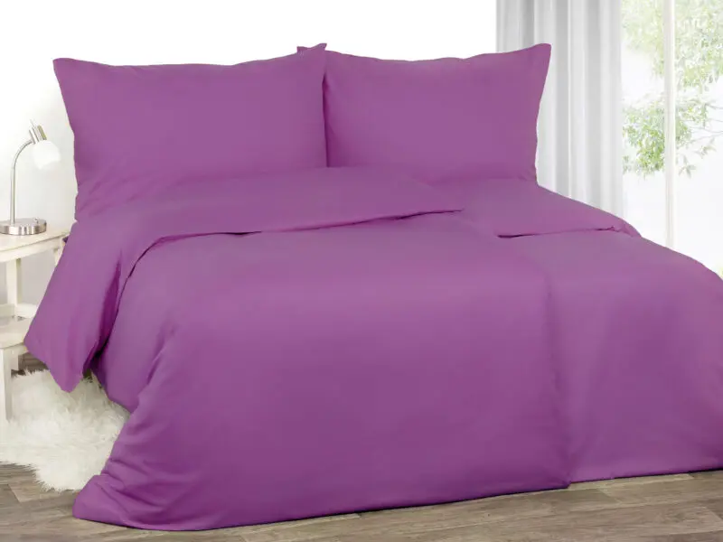Hotelové povlečení Domestic fialové značky Škodák.