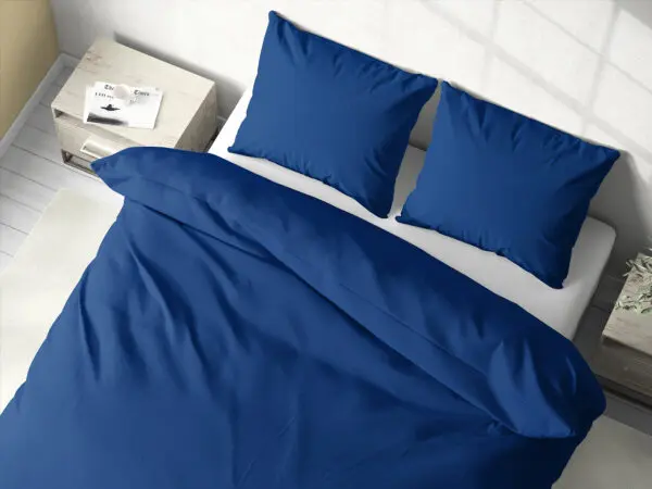 Hotelové povlečení Domestic královsky modré značky Škodák.
