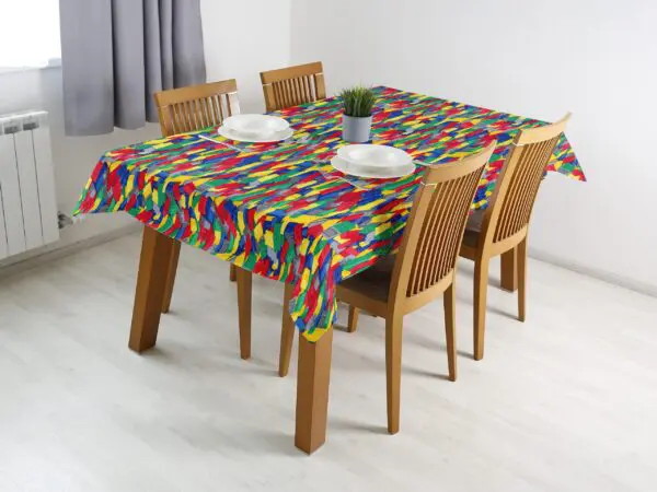 Hranatý bavlněný ubrus barevné lego značky Škodák