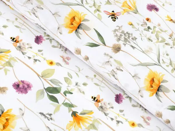 Bavlněná látka louka se čmelákem metráž značky Škodák