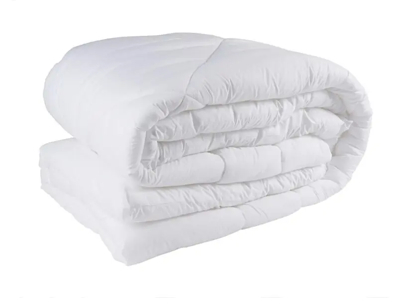 Hotelová přikrývka Comfort značky Škodák