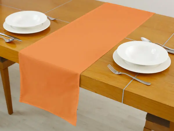 Bavlněný běhoun oranžový značky Škodák