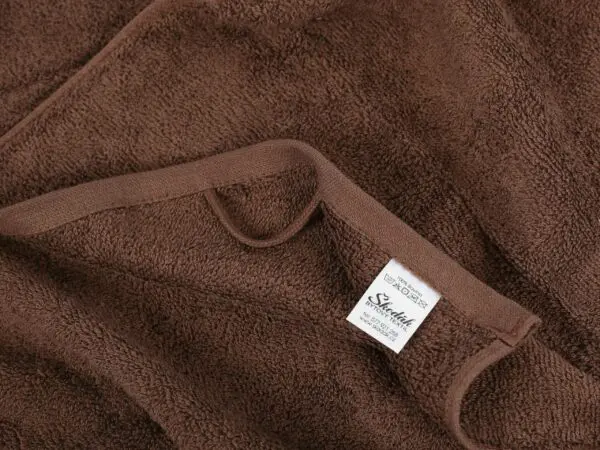 Hotelový froté ručník / osuška tmavě hnědá značky Škodák