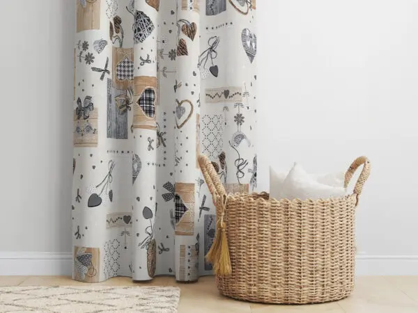 Dekorační závěs Loneta béžová srdíčka patchwork značky Škodák