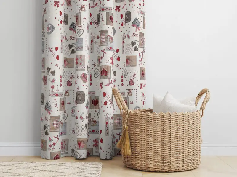 Dekorační závěs Loneta vínová srdíčka patchwork značky Škodák