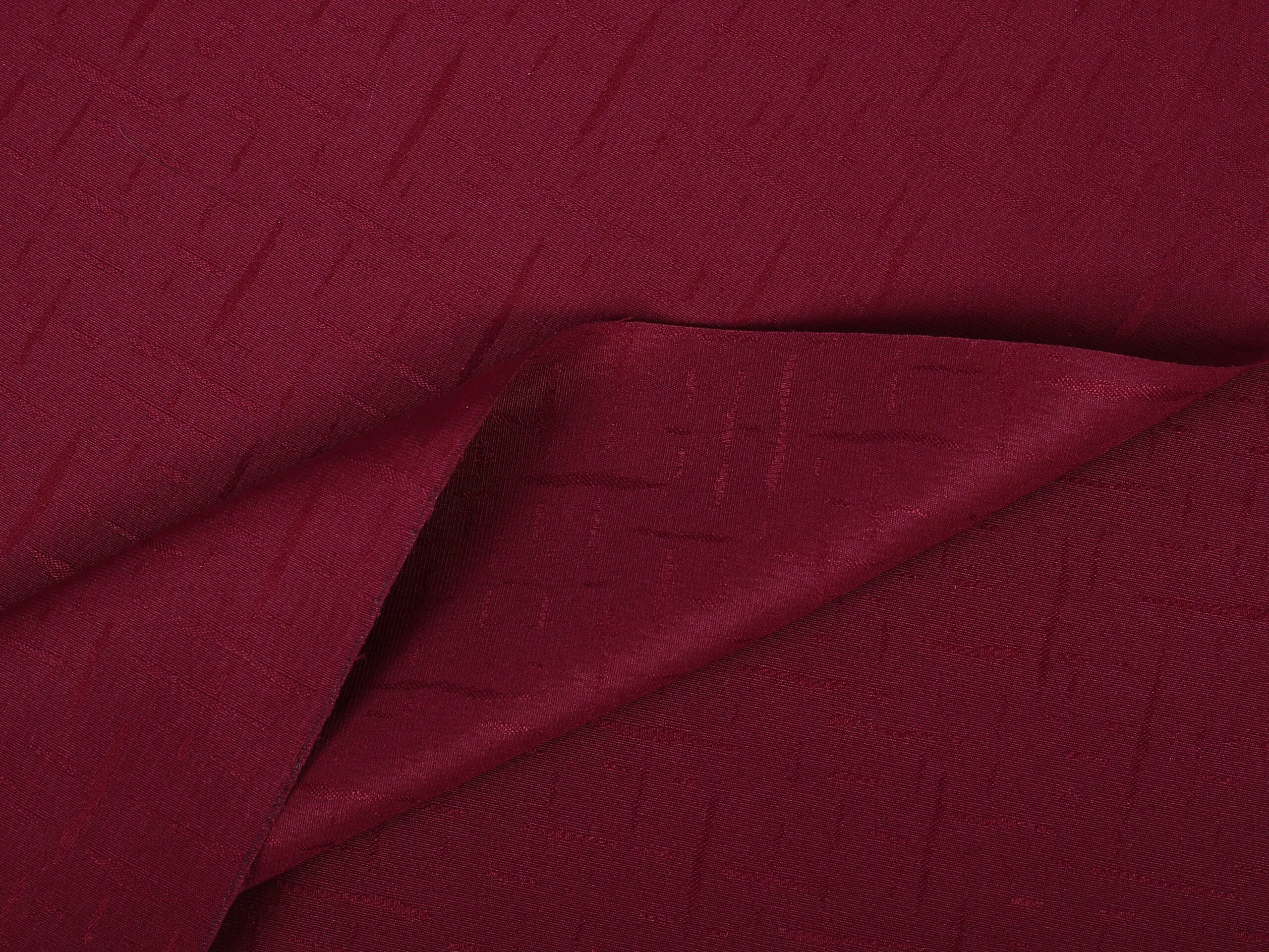 Teflonová látka s čárkami bordó metráž značky Škodák