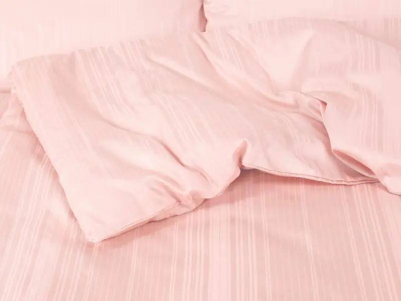 Hotelové povlečení Glamour - proužky - růžové značky Škodák