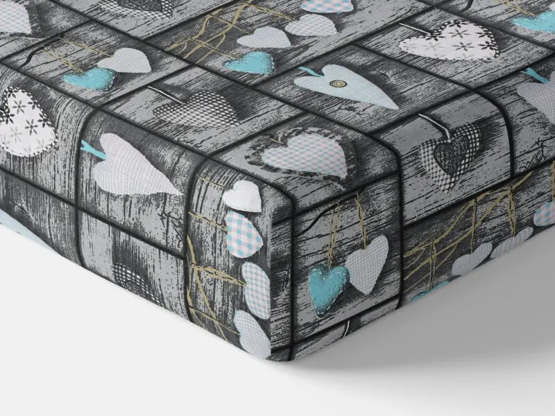 Bavlněné napínací prostěradlo patchwork tyrkysové srdce značky Škodák