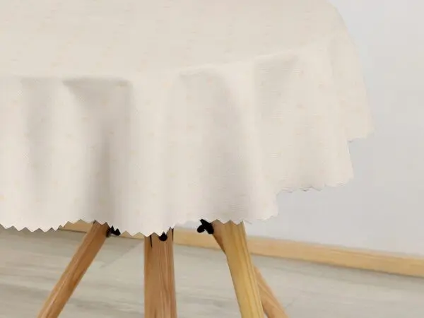 kulatý teflonový ubrus obdelník na béžové značky Škodák
