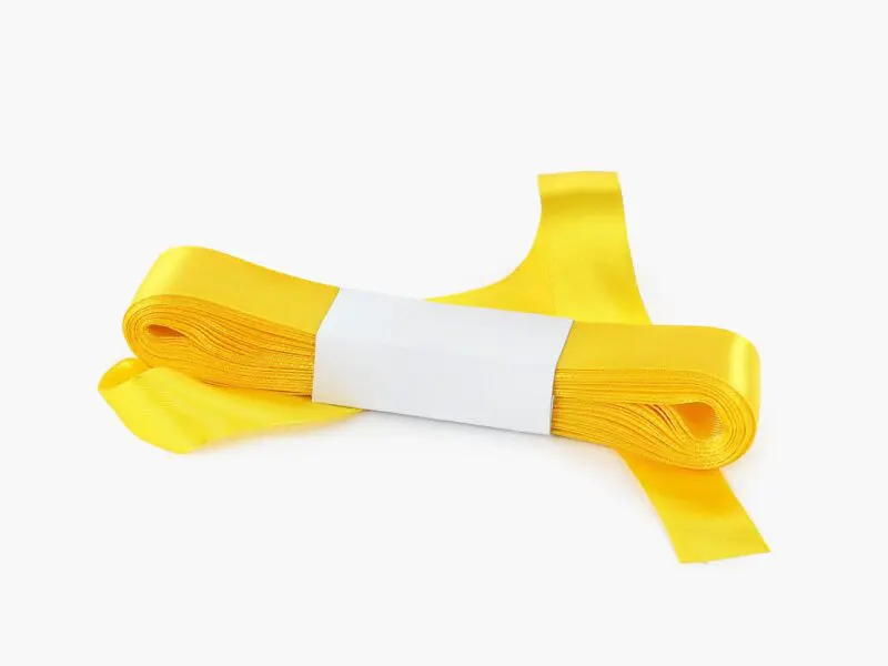 Stuha taftová žlutá značky Škodák.