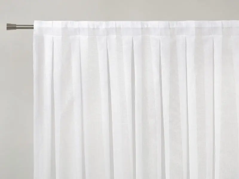 Luxusní nařasená organza bílá vzor 560 značky Škodák.