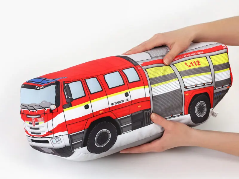 3D polštář hasiči 50x20x20 cm značky Škodák.