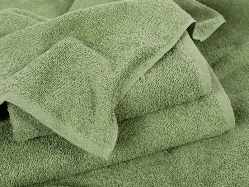 Froté ručník SOLID do školky olivově zelená 420g/m2 30x50 cm