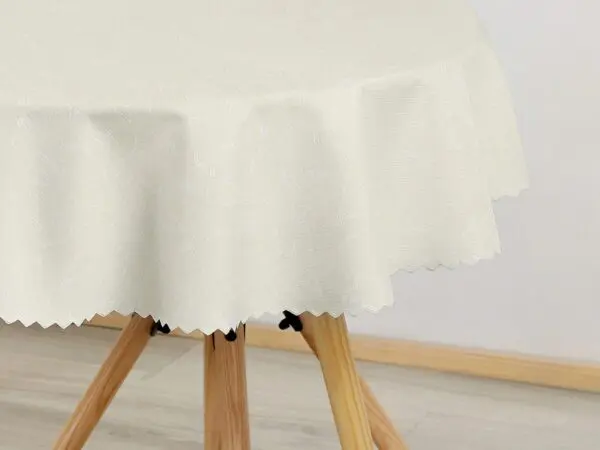 Kulatý teflonový ubrus smetanový zámecký vzor značky Škodák