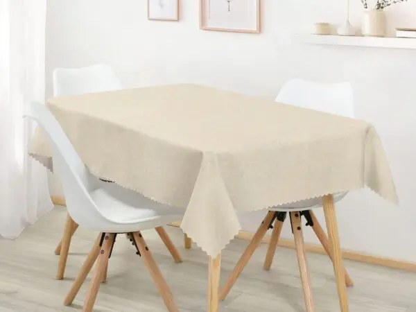 Hranatý teflonový ubrus béžový zámecký vzor značky Škodák