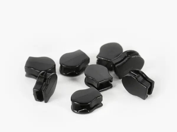 Kovový jezdec bez táhla 3 mm černý