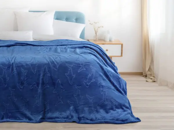 Deka Mikroflanel žralok 150x200 cm