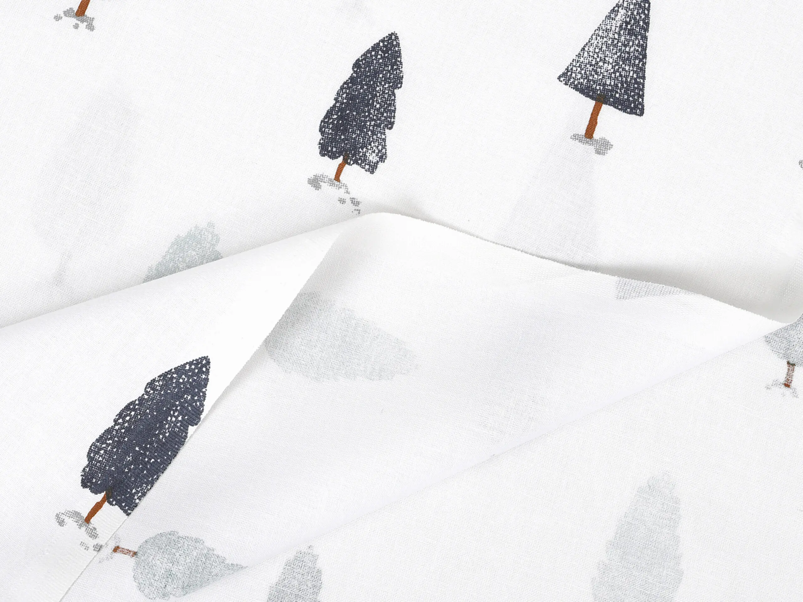 Bavlněná látka zimní les metráž šířka 142 cm značky Škodák.