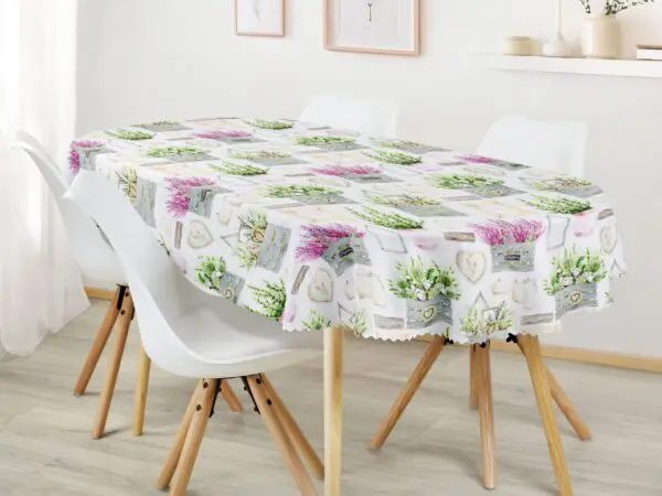 Oválný teflonový ubrus levandule a srdíčka