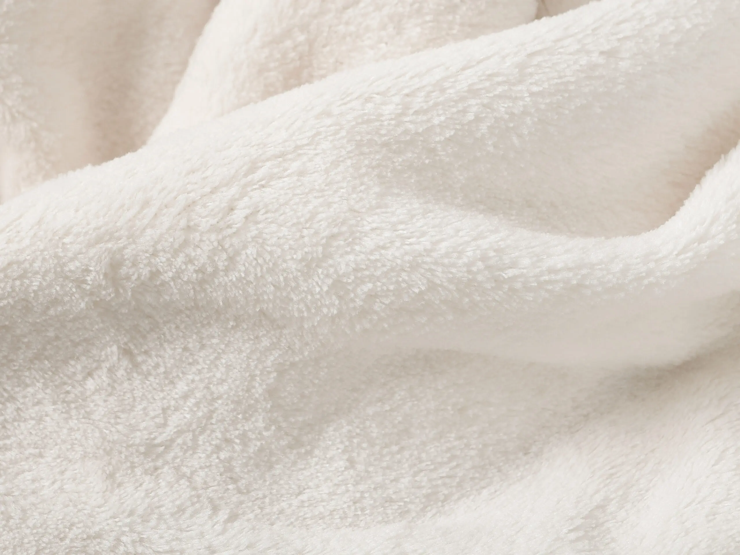 Deka Mikroflanel krémová 150x200 cm značky Škodák.