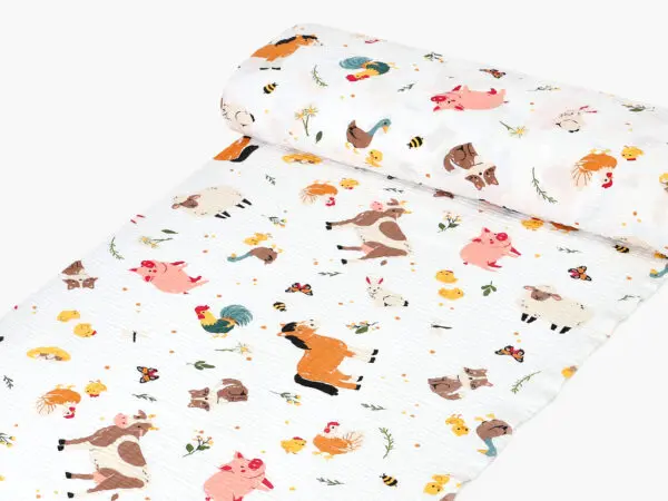 Krepová látka česká farma na smetanové metráž šířka 142 cm.